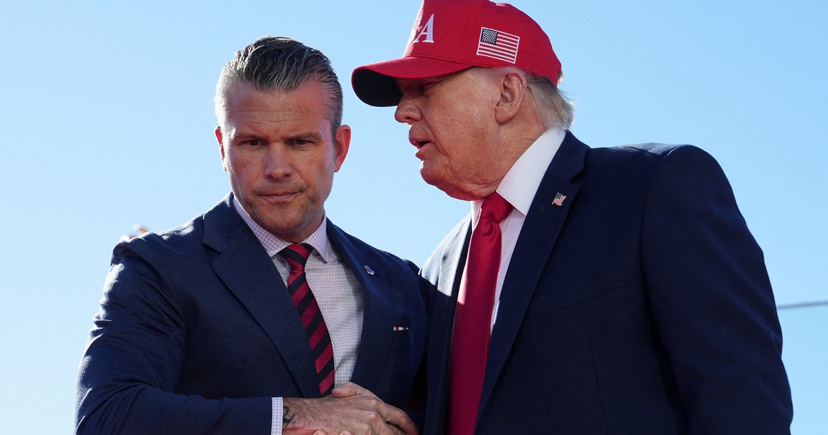 Pentagon wycofuje bombowce z Fairford. Pete Hegseth zapowiada przegląd