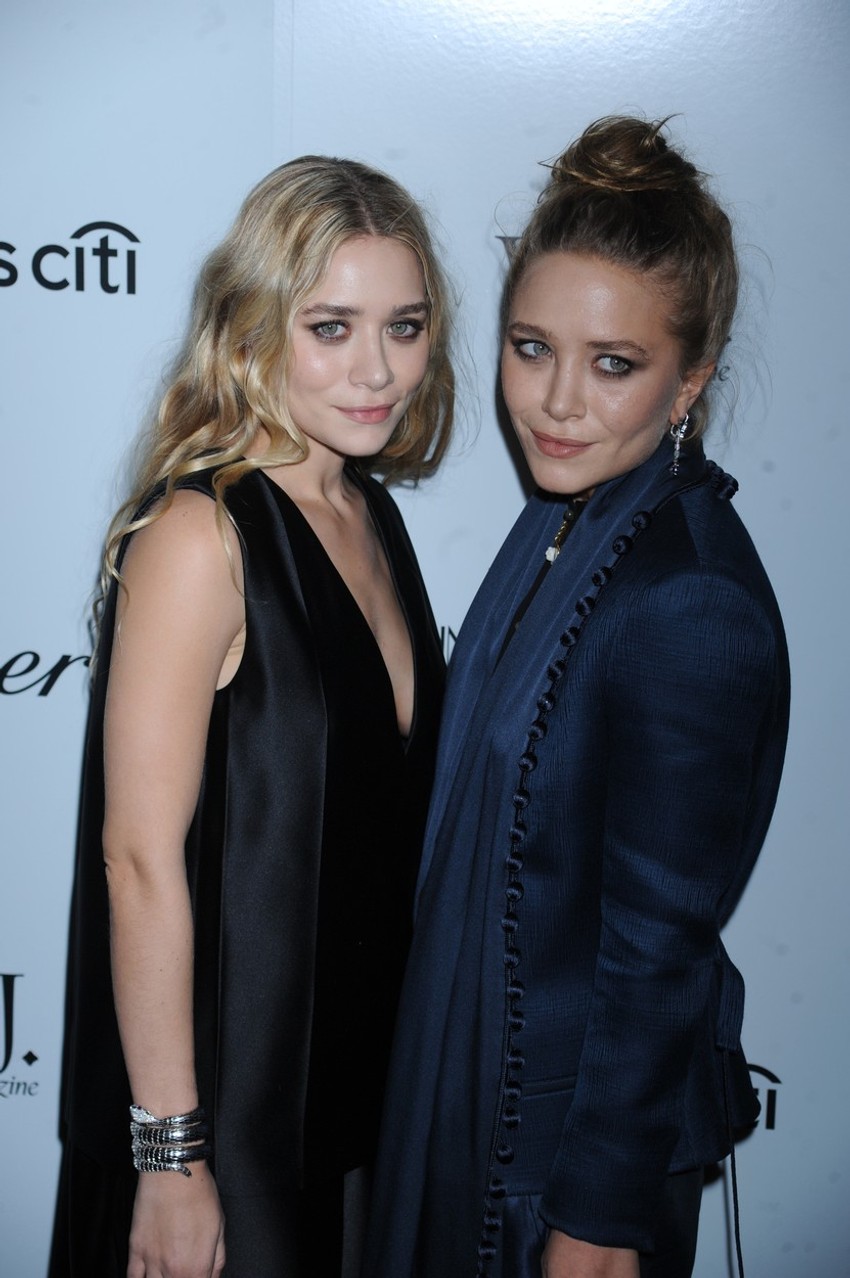 Meri Kejt ima sestru bliznakinju Ešli (L)