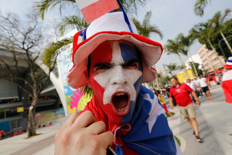 Wielka radość Chile. Smutek i żałoba Hiszpanów