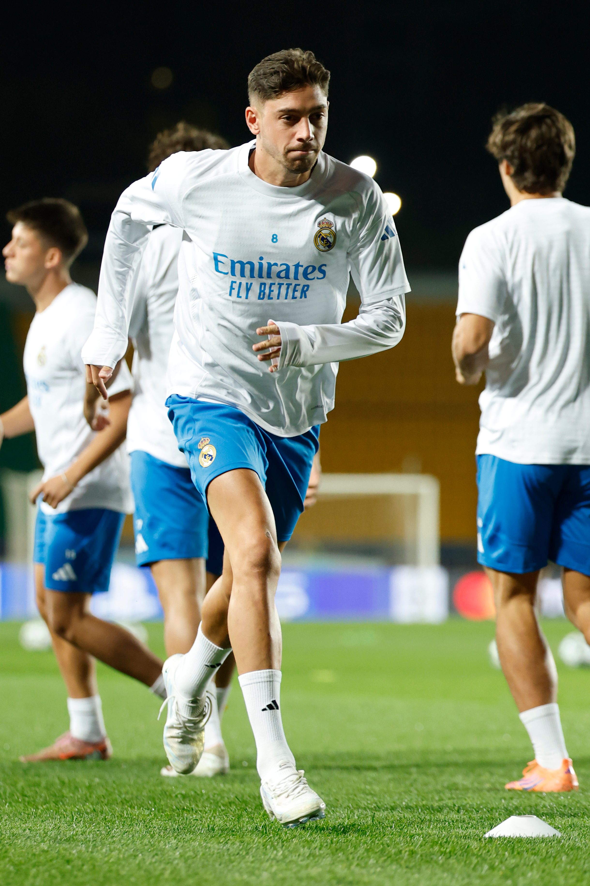 Valverde se frustra: Sistema Xabi Alonso limita su juego