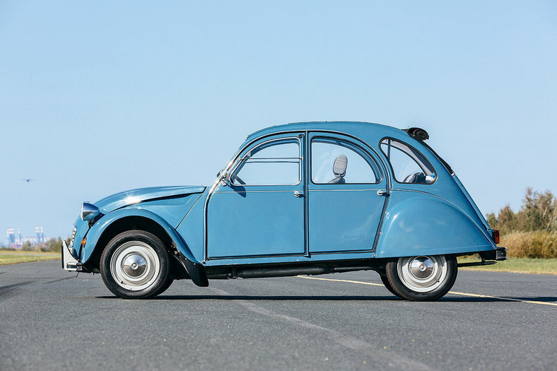 Citroën 2CV – kaczki przyjadą do Torunia (program, galeria)