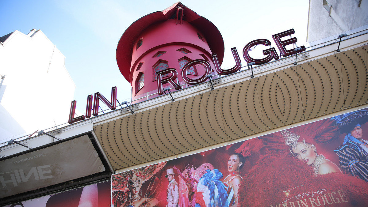 Zawalił się słynny wiatrak w kabarecie Moulin Rouge 