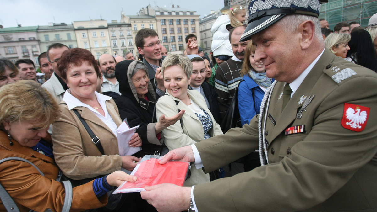 Płk. Bogdan Tworkowski objął obowiązki dowódcy 6. Brygady Powietrznodesantowej. Jego poprzednik gen. Andrzej Knap będzie od 1 października zastępcą dowódcy 2 Korpusu Zmechanizowanego.