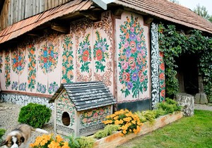 Ornamenti na kući u Luki, Češka 