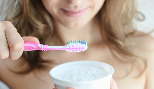 Soda bikarbona može da doprinese oralnoj higijeni, ali samo ako se koristi povremeno 