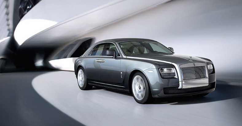 Rolls-Royce: w 2009 roku sprzedano 1002 aut