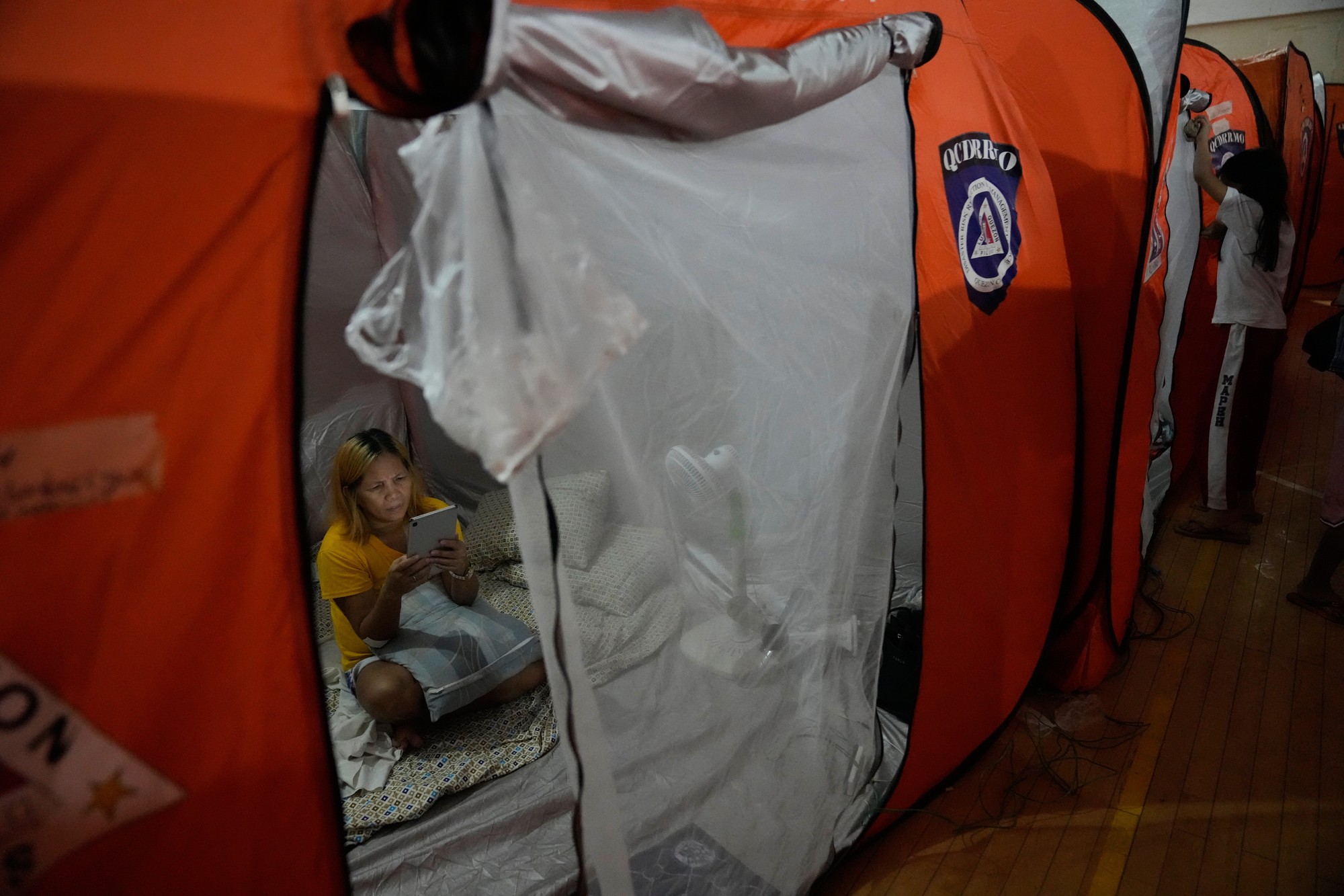 Takmer milión ľudí musel opustiť svoje domovy.