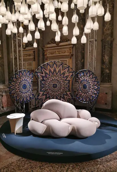 Louis Vuitton, &quot;Objects Nomades&quot;