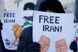 izrael sceptyczny wobec powstania w iranie. „skończyłoby się rzezią”