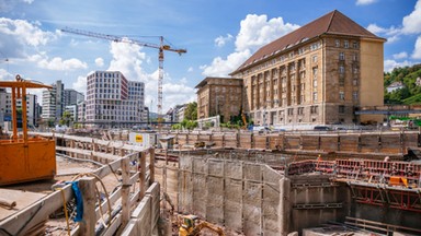 Stuttgart się poddał. Chluba Niemiec stała się ich największym nieużytkiem. "Biada wam, jeśli tu wysiądziecie!" [OPINIA]