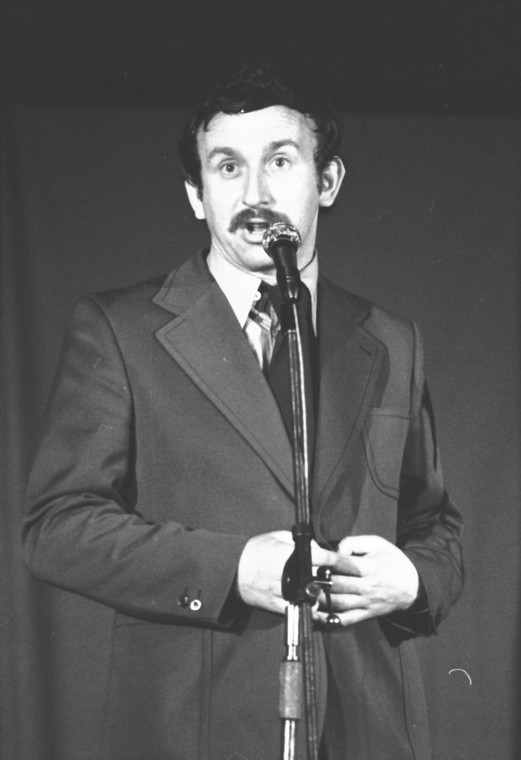 Tadeusz Drozda występuje w ramach Kabaretu Elita