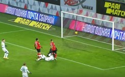 Grzegorz Krychowiak odpowiedział na krytykę. Gol i asysta w meczu z FK Chimki