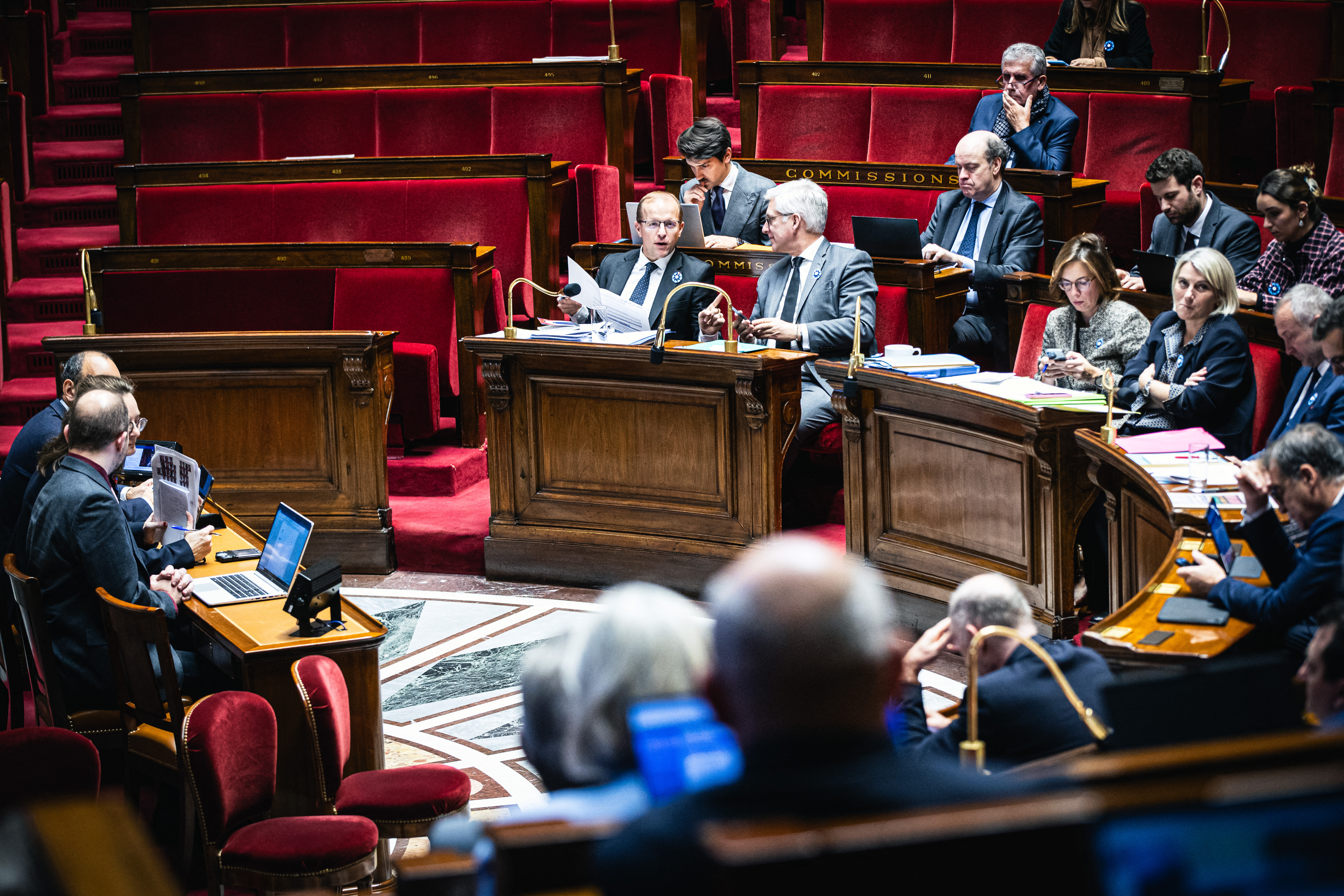 Tarifs médicaux : Paris recule à quelques heures d'un vote « très incertain »