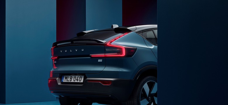 Nowe Volvo C40 sensacją. Szwedzi kasują silnik spalinowy, sprzedaż przez internet