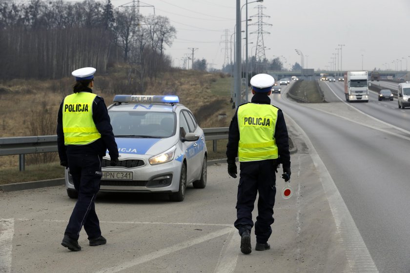 Wzmożone policyjne kontrole na obwodnicy TrójmiastaWzmożone policyjne kontrole na obwodnicy Trójmiasta