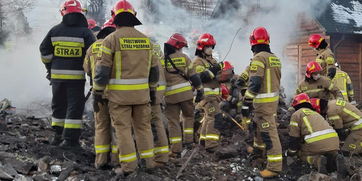 Nieoficjalnie. Jedna osoba przeżyła, bo była w pracy