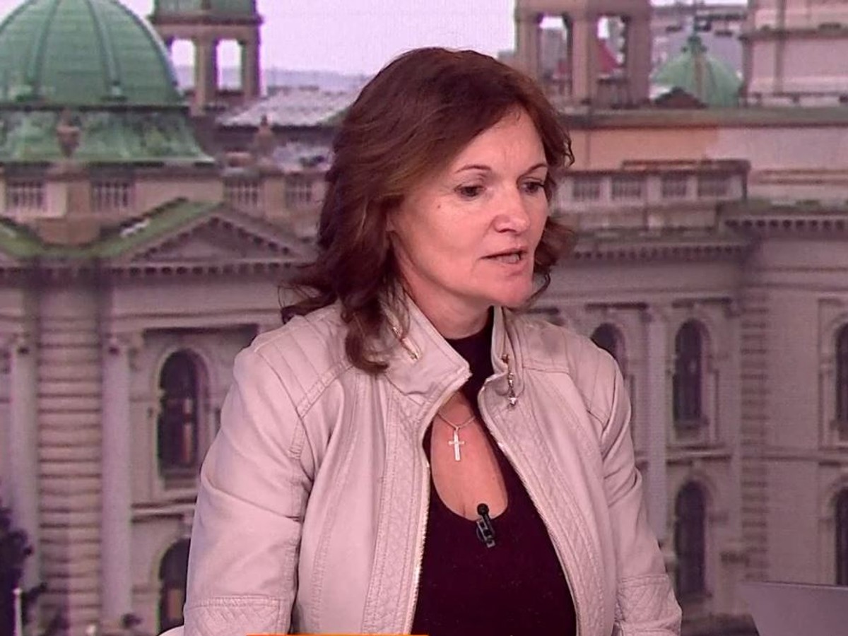 "KRIVILA SAM SEBE JER SAM SILOVANA, OTAC ME PREBIJAO, MAJKA POKUŠALA DA UBIJE" Jelena je od malih nogu znala samo za nasilje: Kada je ljudi danas vide ni ne slute šta je preživela