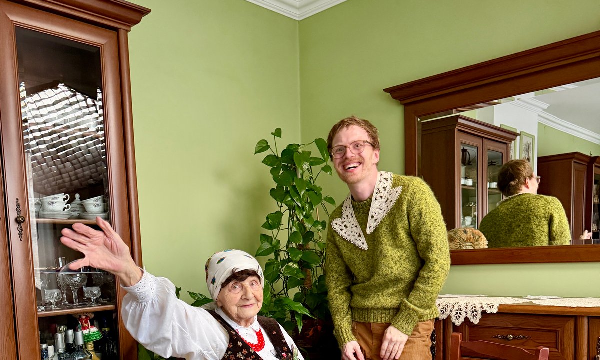 Tomasz odwiedza pracownie artystów ludowych. "To moja pasja"