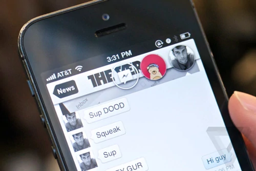 Chat Heads w iOS równie funkcjonalne jak w Androidzie? Jest na to szansa!. The Verge.
