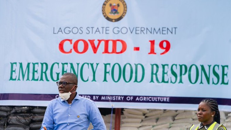 Gov Sanwo-Olu commences distribution of food to coronavirus hit Lagos (Twitter: @Jidesanwoolu)