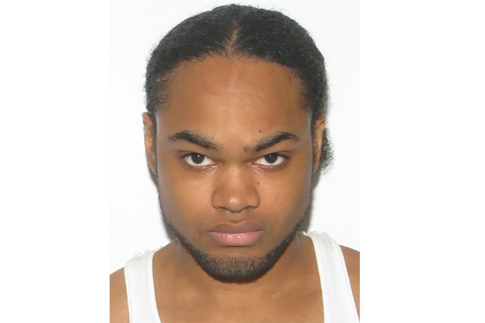 Strelec Andre Bing (31) po sebe zanechal list.