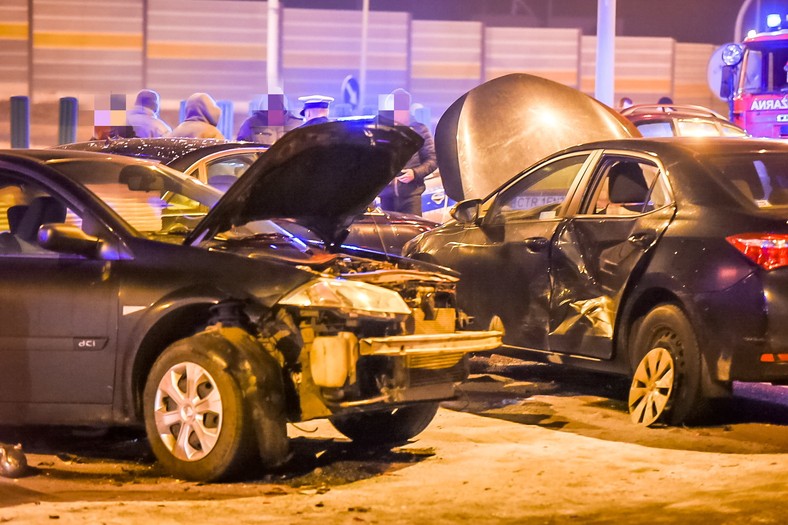 W kolizji w Lubiczu Dolnym uczestniczył samochód z ministrem obrony narodowej Antonim Macierewiczem (25.01.2017)