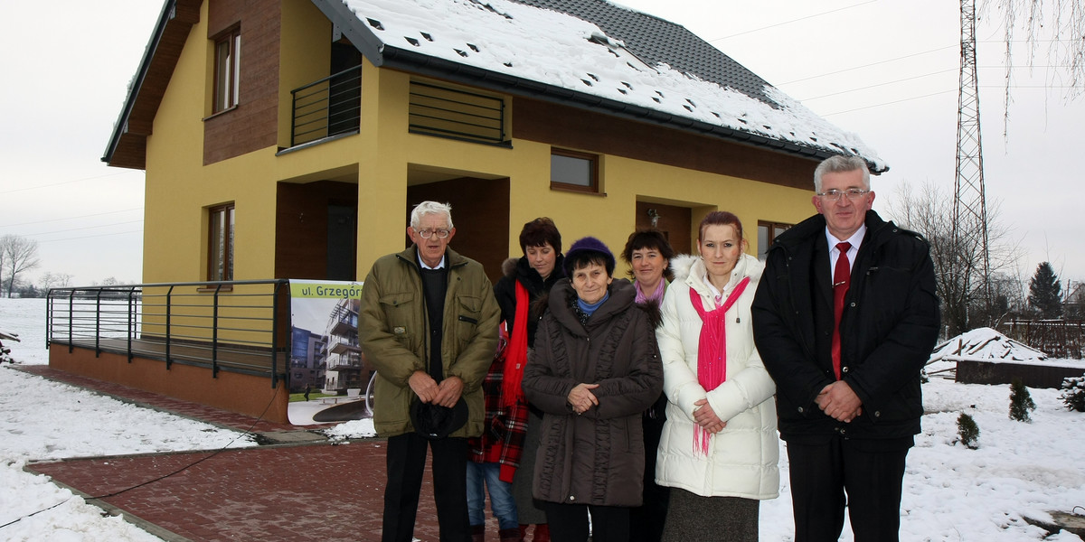 Rodzina Nowaków otrzymała nowy dom