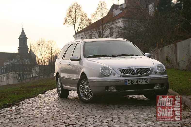 Lancia Lybra