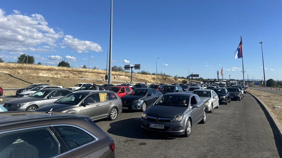 Kilometarske kolone na graničnom prelazu Preševo
