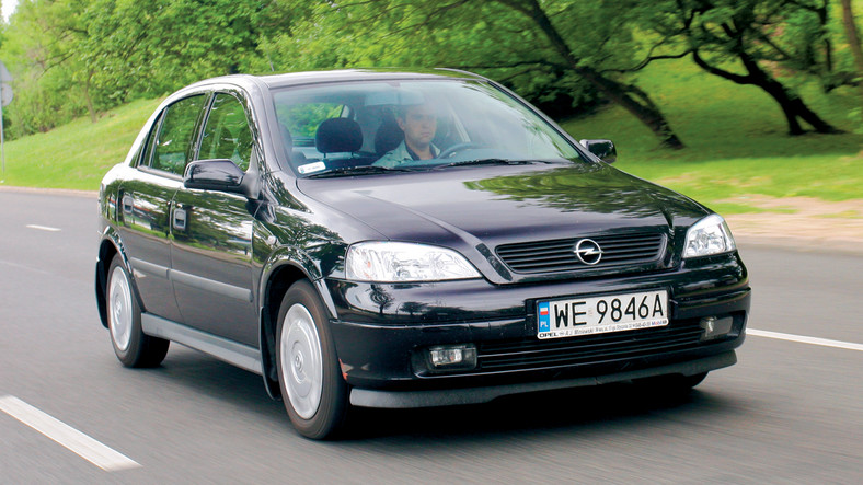 Opel Astra II (1998-2009) – 2004 r. za 4200 zł