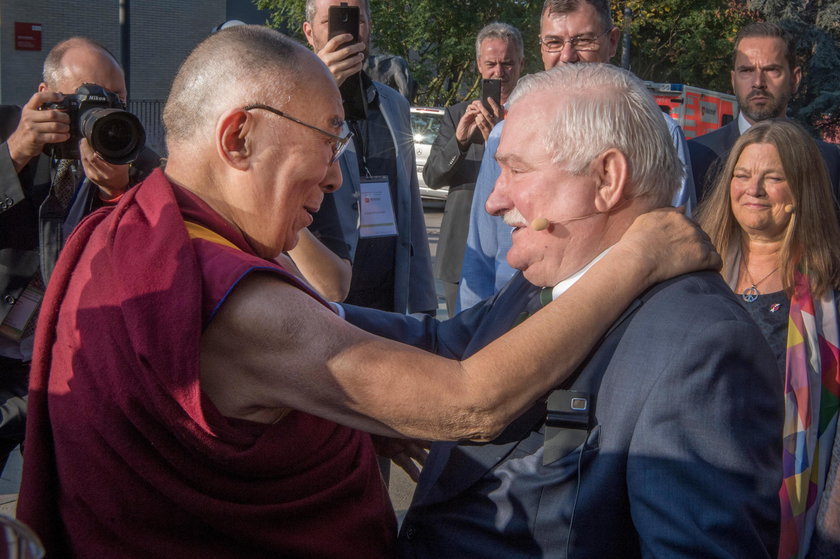 Dalajlama i Lech Wałęsa w Darmstadt