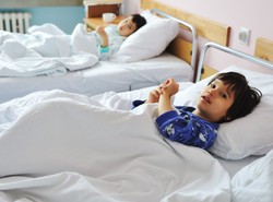 Kiedy szpital może obciążyć rodziców kosztami leczenia dziecka