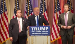 Superwtorek w USA: Trump wygrywa, ale mniej spektakularnie niż myślano