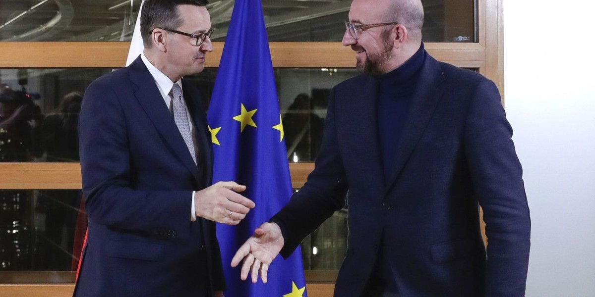 Mateusz Morawiecki i Charles Michel po dwóch stronach barykady w dyskusji nad przyszłym unijnym budżetem