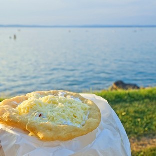 Fagylaltozókban, strandbüfékben razziázik a fogyasztóvédelem
