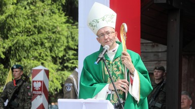 Arcybiskup przeprosił wiernych. "Staliście się bez własnej winy częścią tej niesławy"