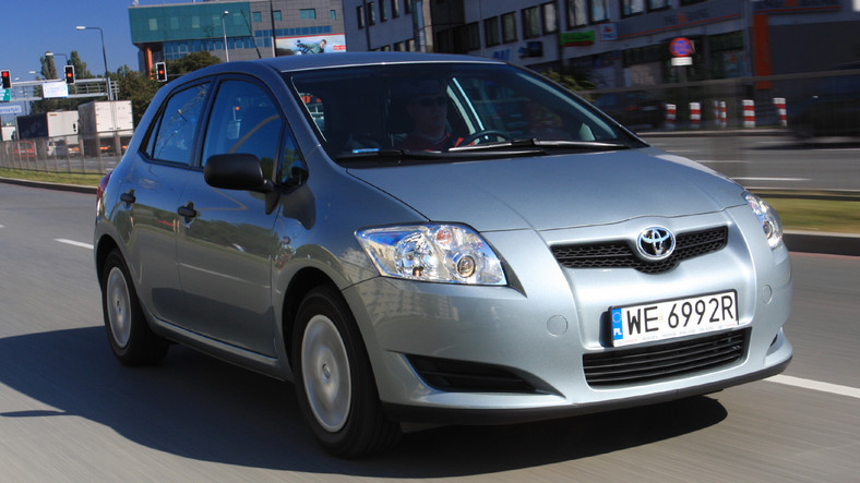 Toyota Auris I (2007-14)
