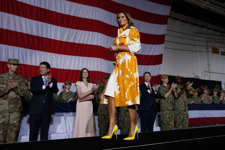 Melania Trump w zachwycającej i bardzo drogiej kreacji. Cena płaszcza zwali was z nóg 