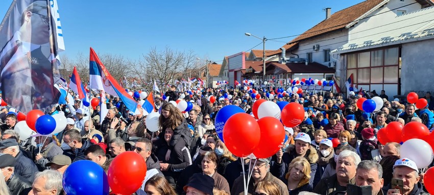 Obraćanje Aleksandra Vučića u Busijama