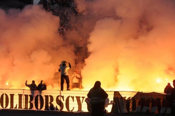 Legia lech zamieszki kibice kibole zawisza bydgoszcz pzpn 8