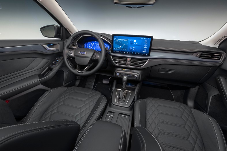 2021 FORD FOCUS ACTIVE INTERIOR