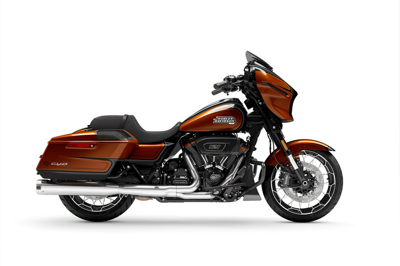Harley-Davidson CVO Road Glide  2023 Whiskey Neat