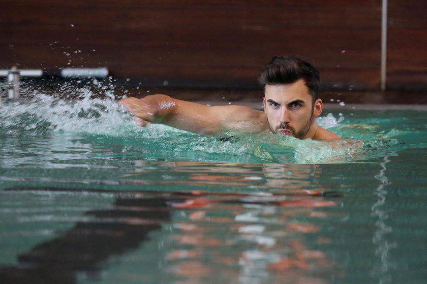 Jakub Kucner na basenie