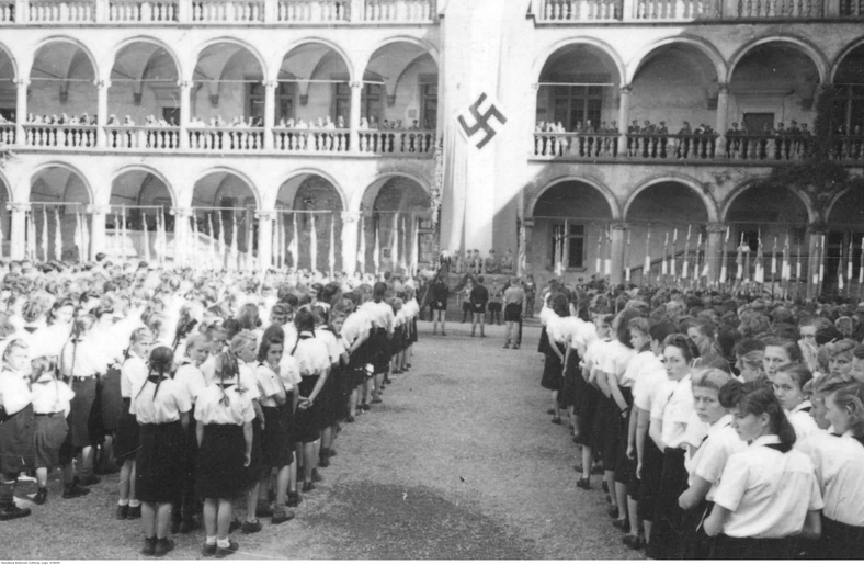 Obchody III rocznicy działalności NSDAP w Generalnej Guberni na Wawelu