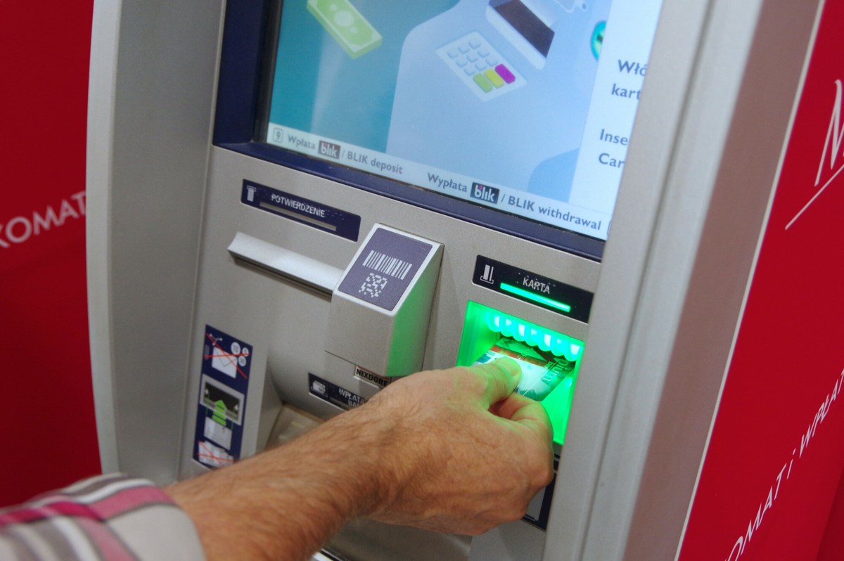Awaria w jednym z polskich banków. Pojawiły się nowe informacje w sprawie podwójnych płatności
