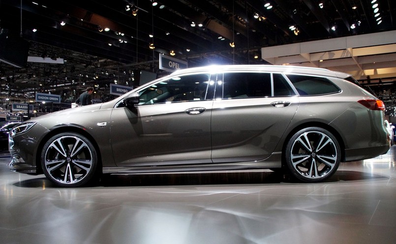 Opel insignia sports tourer