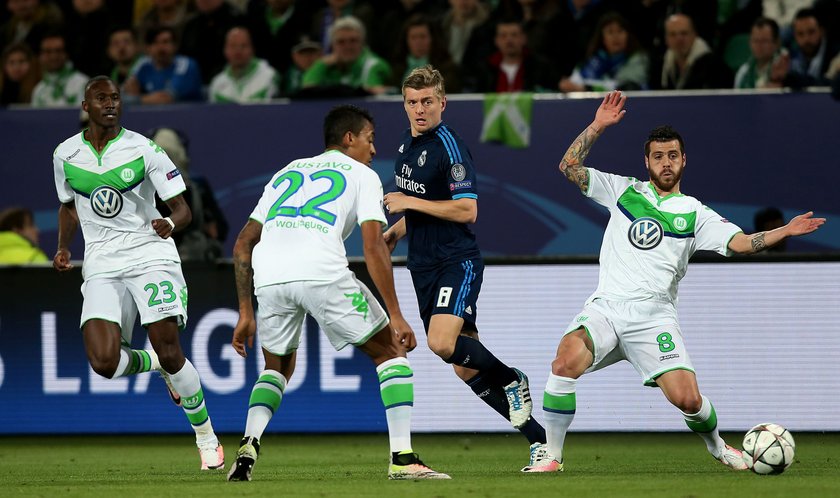 Toni Kroos wybił zęba Vieirinhi podczas meczu Real Madryt – VfL Wolfsburg!