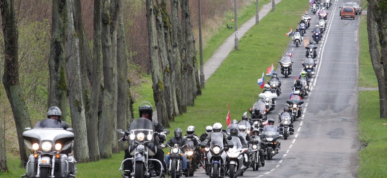 Motocykliści z Rosji uczcili pamięć czerwonoarmistów w Braniewie