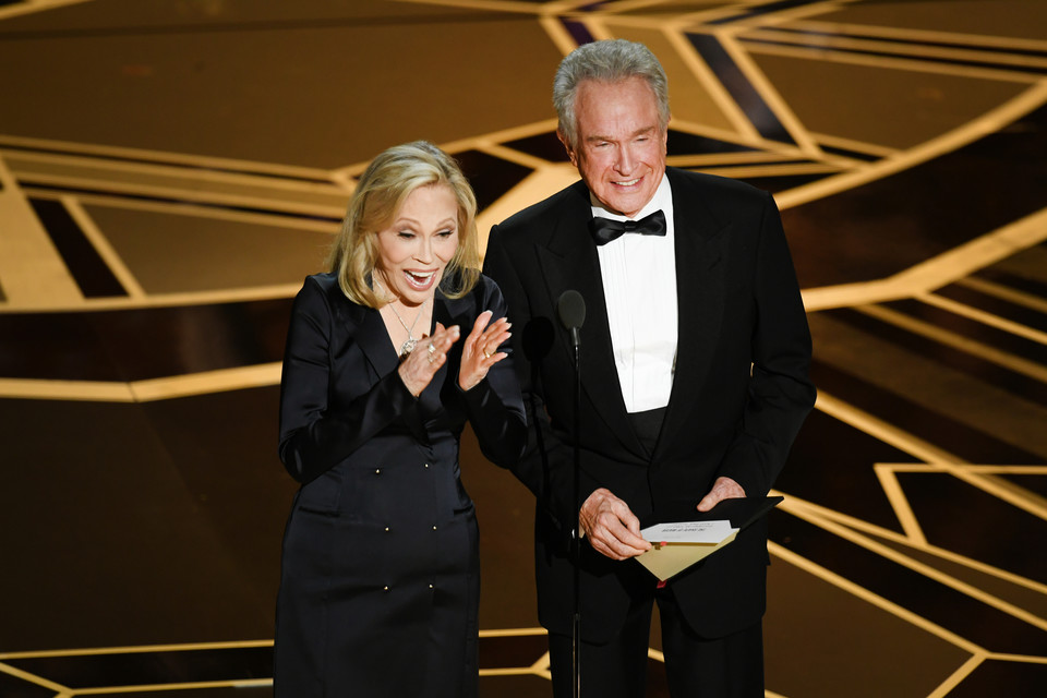 Warren Beatty i 	Faye Dunaway