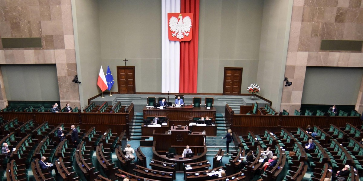 SEJM DEBATA NAD TARCZA ANTYINFLACYJNA